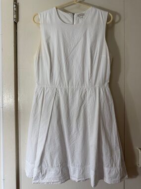 Gap Classic Sleeveless Fit & Flare with Pleats White Dress